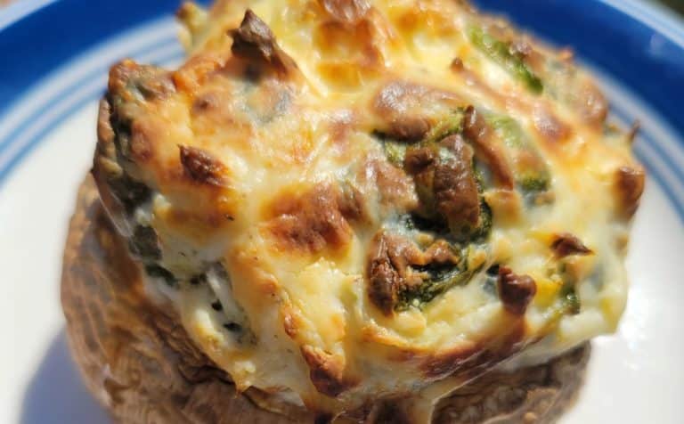 Spinach and Artichoke Stuffed Mushrooms